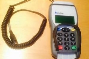 Verifone chip and PIN reader